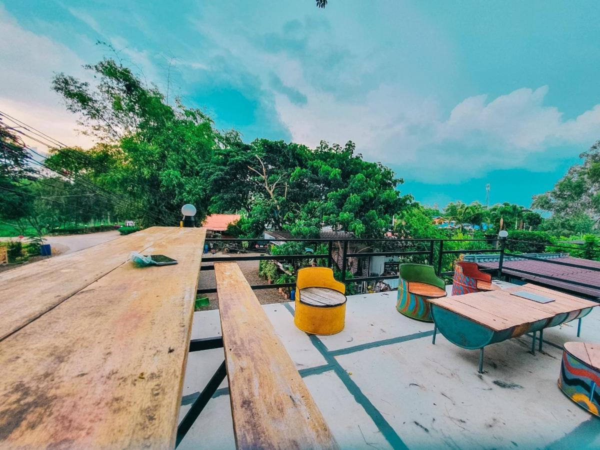 สกายวิวรีสอร์ท ชัยนาท Exterior foto